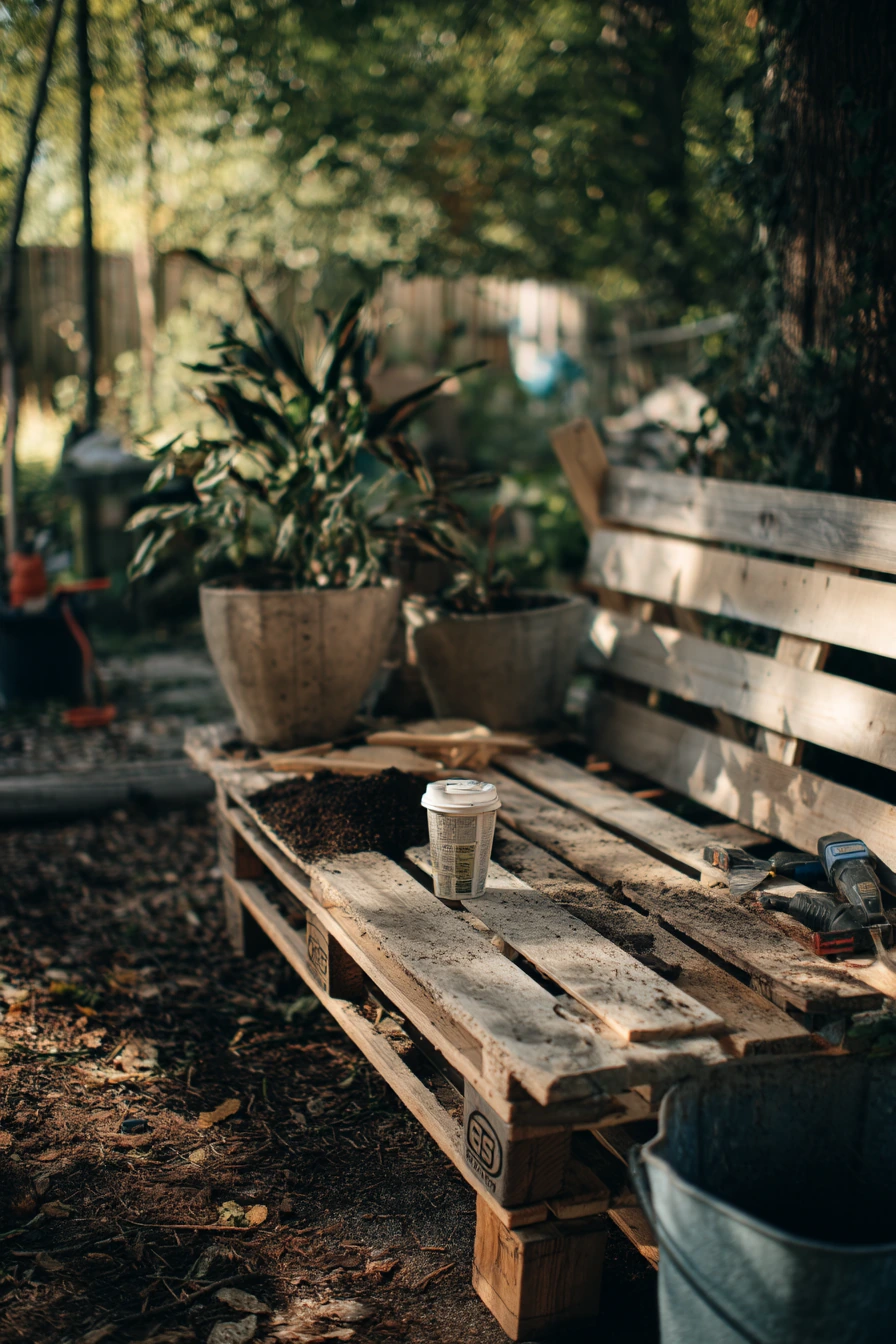 DIY Pallet Bench Weekend Project